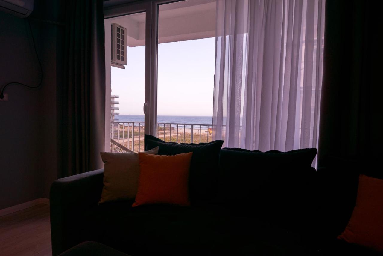 Atlantis Apartment Năvodari Екстериор снимка